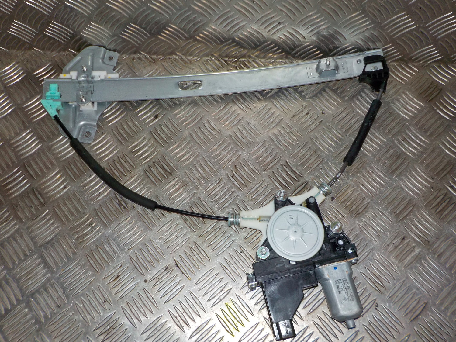 Kia Rio Ub Rudemotor - Rudehejs Med OEM Nr. 824501W010 Fra Kia Ophugger