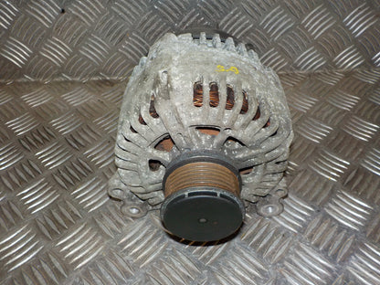 Skoda Octavia Generator Med OEM Nr. 06F903023C Fra Skoda Ophugger
