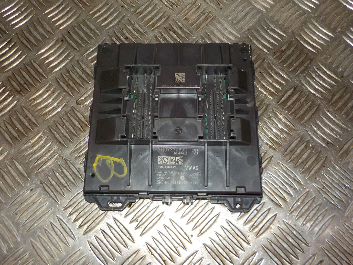 Seat Toledo Bcm / Komfortkomputer Med OEM Nr. 7H0937090D Fra Seat Ophugger