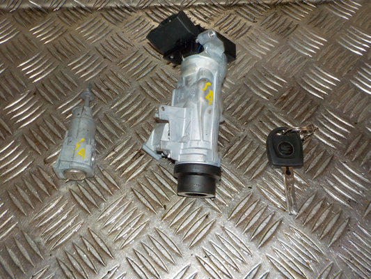 Seat Toledo Låsesæt  Med OEM Nr. 1K0905851 Fra Seat Ophugger