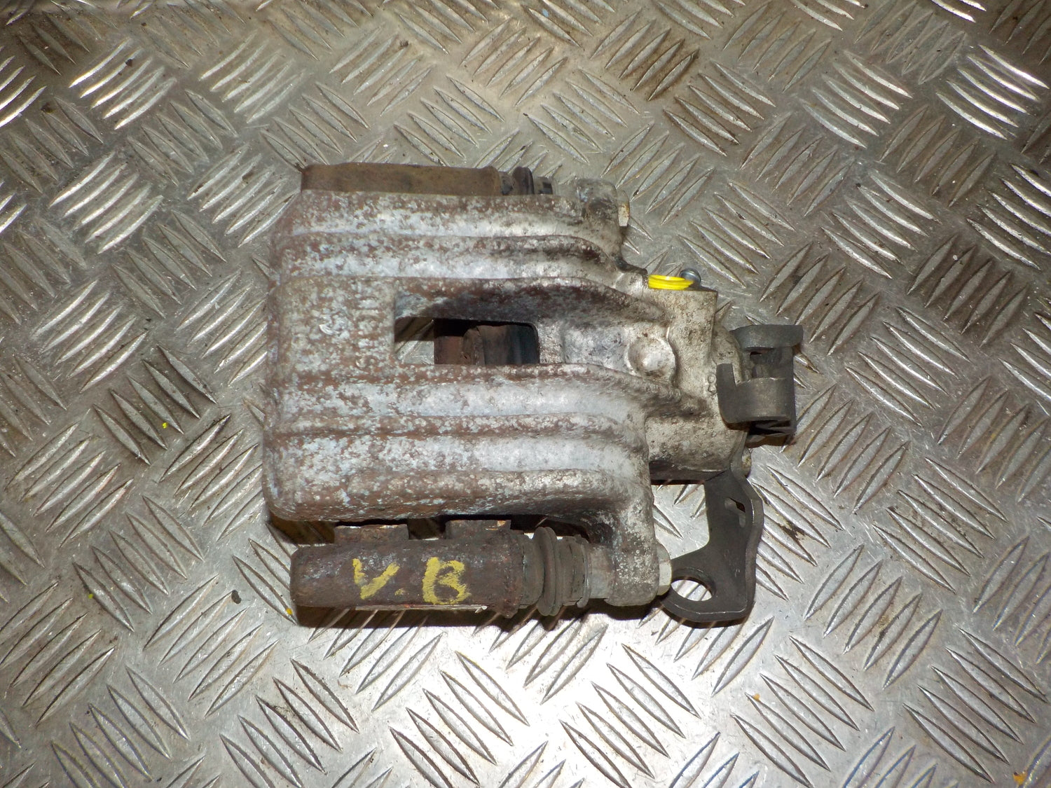 Seat Toledo Bremsekaliber Vb Med OEM Nr. 6R0615423 Fra Seat Ophugger