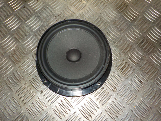 Skoda Fabia Højttaler Med OEM Nr. 5JA035411D Fra Skoda Ophugger