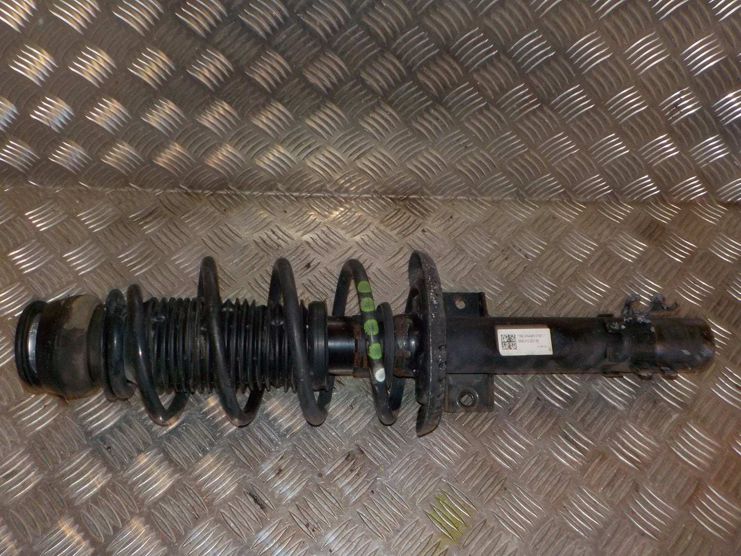 Skoda Fabia Fjederben For V Med OEM Nr. 6R0413031BF Fra Skoda Ophugger