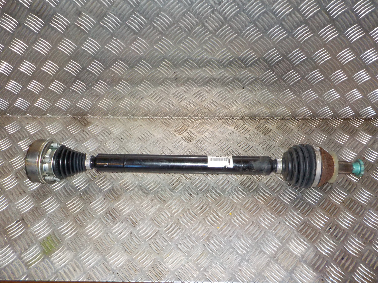 Skoda Fabia Trækaksel For H Med OEM Nr. 6C0407272C Fra Skoda Ophugger