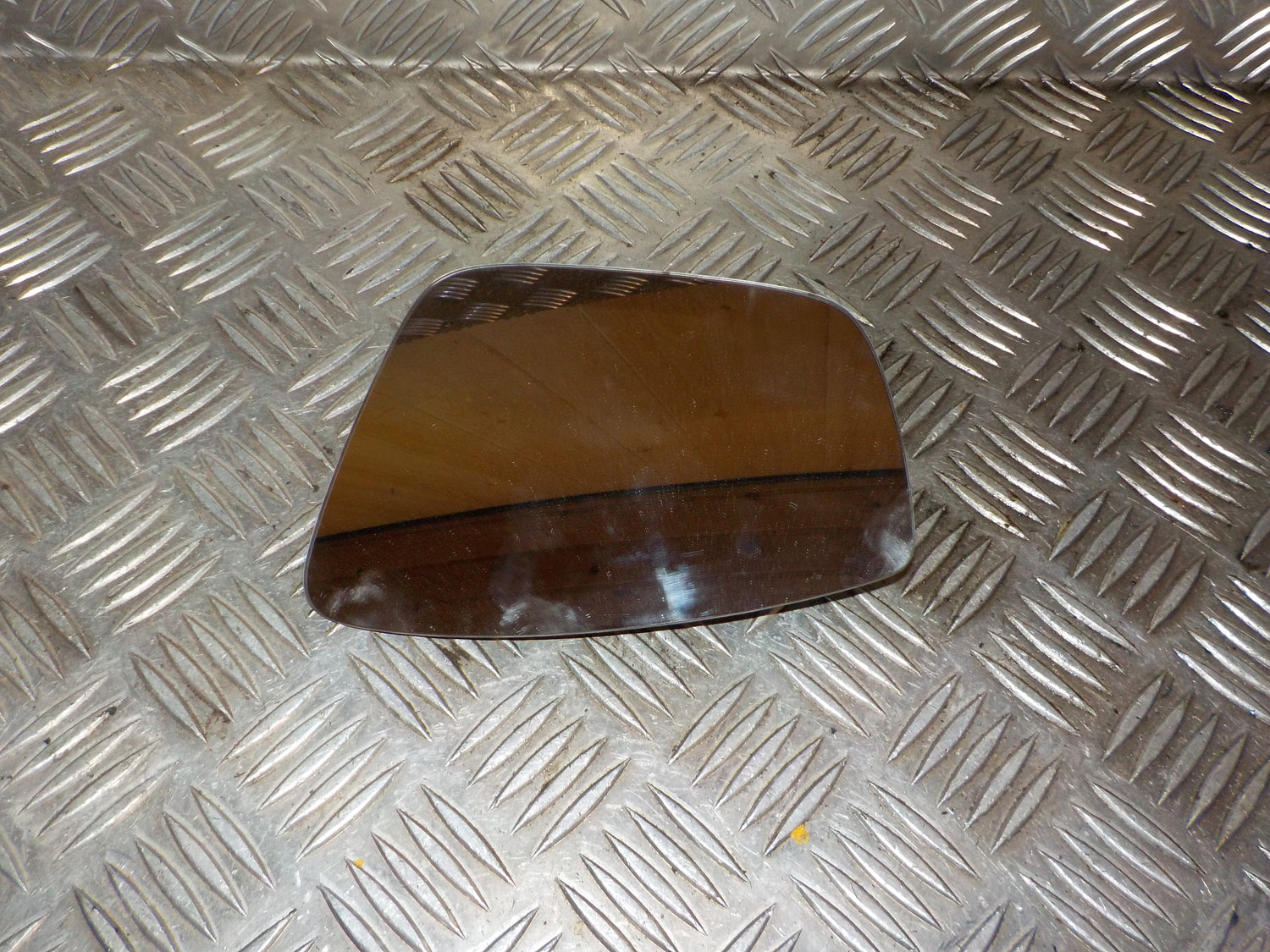 Skoda Fabia Sidespejl, Løst Glas Med OEM Nr. 5JA857521C Fra Skoda Ophugger