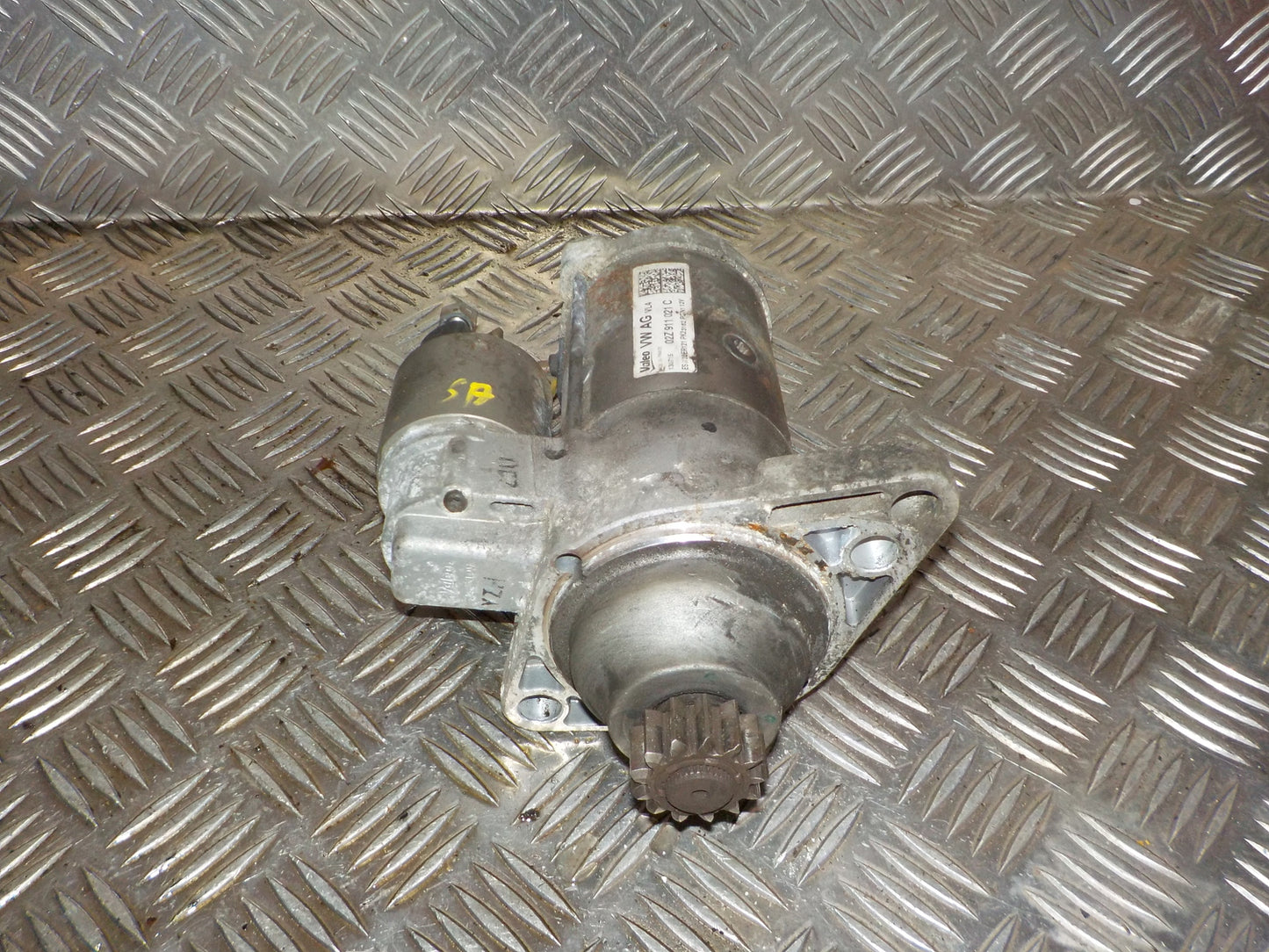 Skoda Fabia Starter Med OEM Nr. 02Z911021C Fra Skoda Ophugger