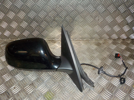 Audi Q3 8U Sidespejl Med OEM Nr. 8U1857410F Fra Audi Ophugger