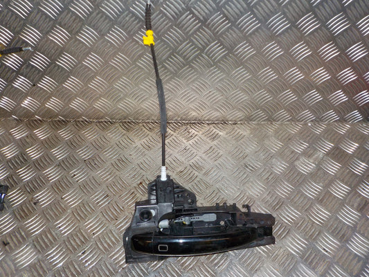 Audi Q3 8U Håndtag Udvendig Med OEM Nr. 8T0837205A Fra Audi Ophugger