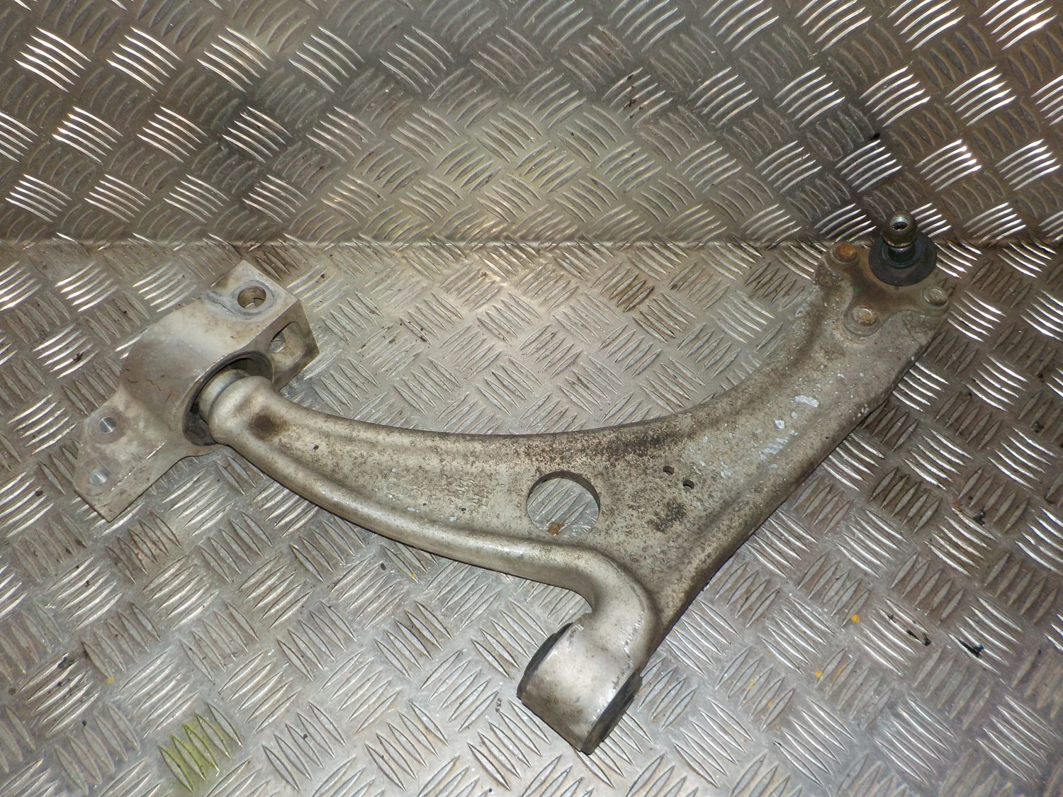 Audi Q3 8U Bærearm F.N. V Med OEM Nr. 3C0407151H Fra Audi Ophugger