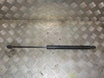 Audi Q3 Bagklapsdæmper Med OEM Nr. 8U0827552A Fra Audi Ophugger
