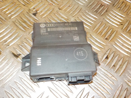 Audi Q3 8U Relæ Diverse Med OEM Nr. 8U0907468AC Fra Audi Ophugger