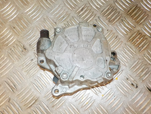 Audi Q3 8U Vacuumpumpe Med OEM Nr. 03L145100 Fra Audi Ophugger