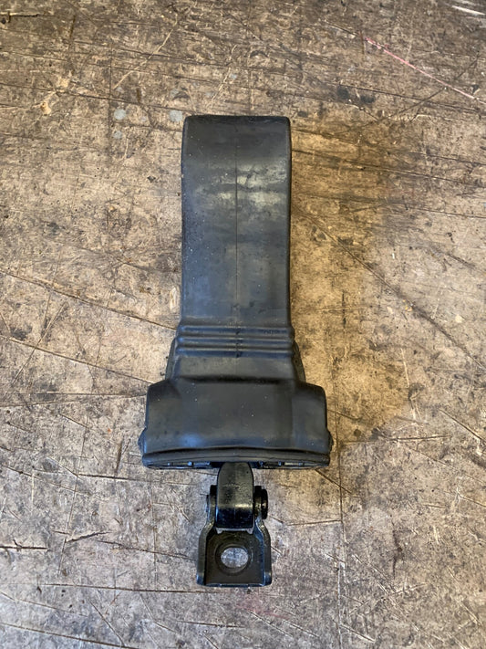 Audi A6 4G Dørstop Med OEM Nr. Ophugger Fra Audi Ophugger