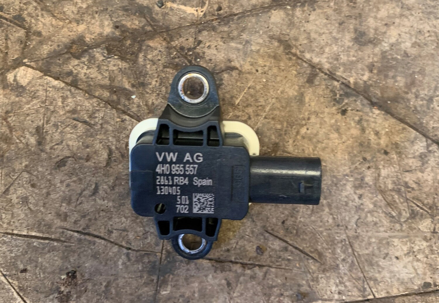 Audi A6 Airbag Føler Med OEM Nr. 4H0955557 Fra Audi Ophugger