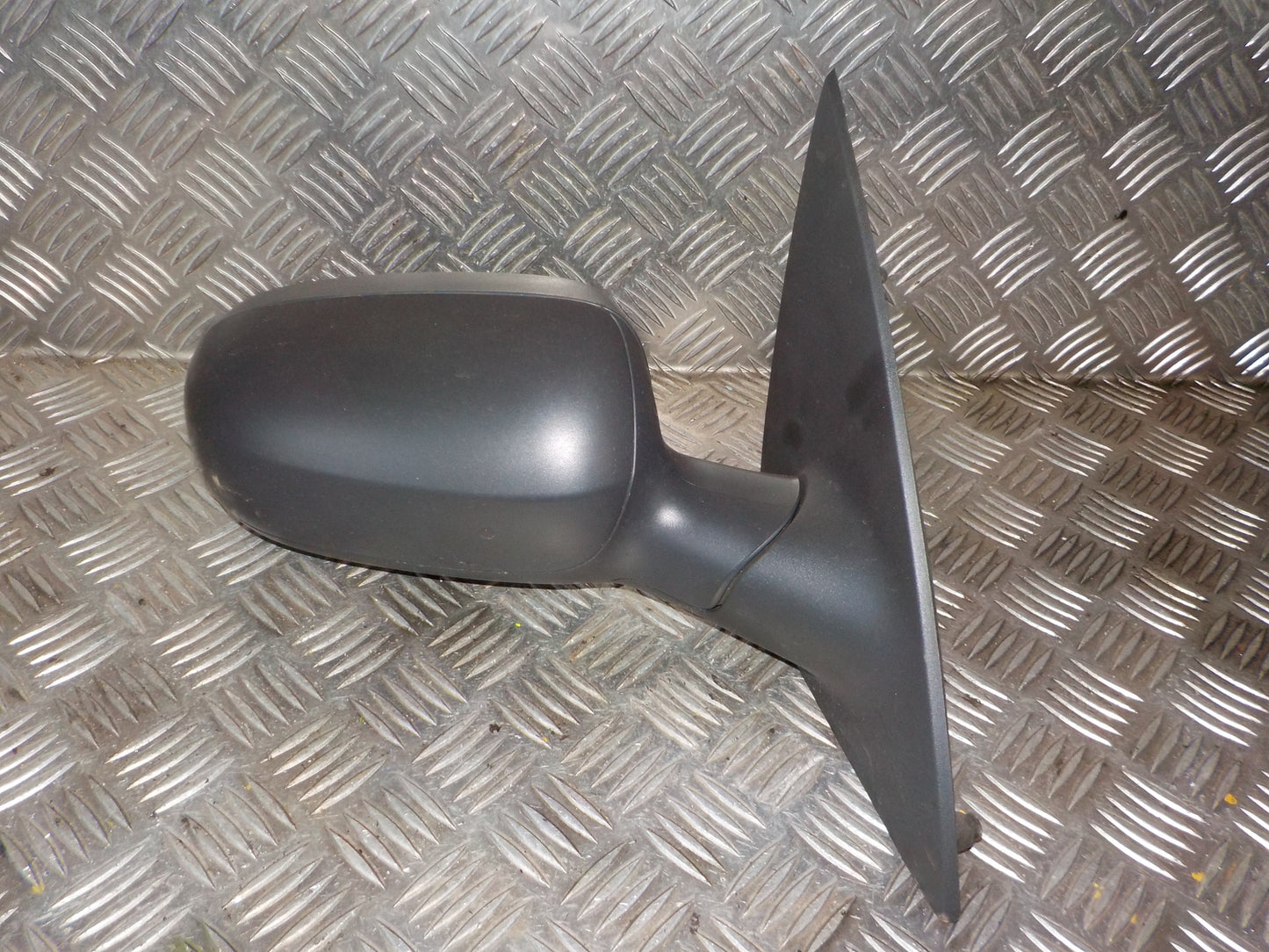 Opel Corsa C Sidespejl Med OEM Nr. 24420996 Fra Opel Ophugger
