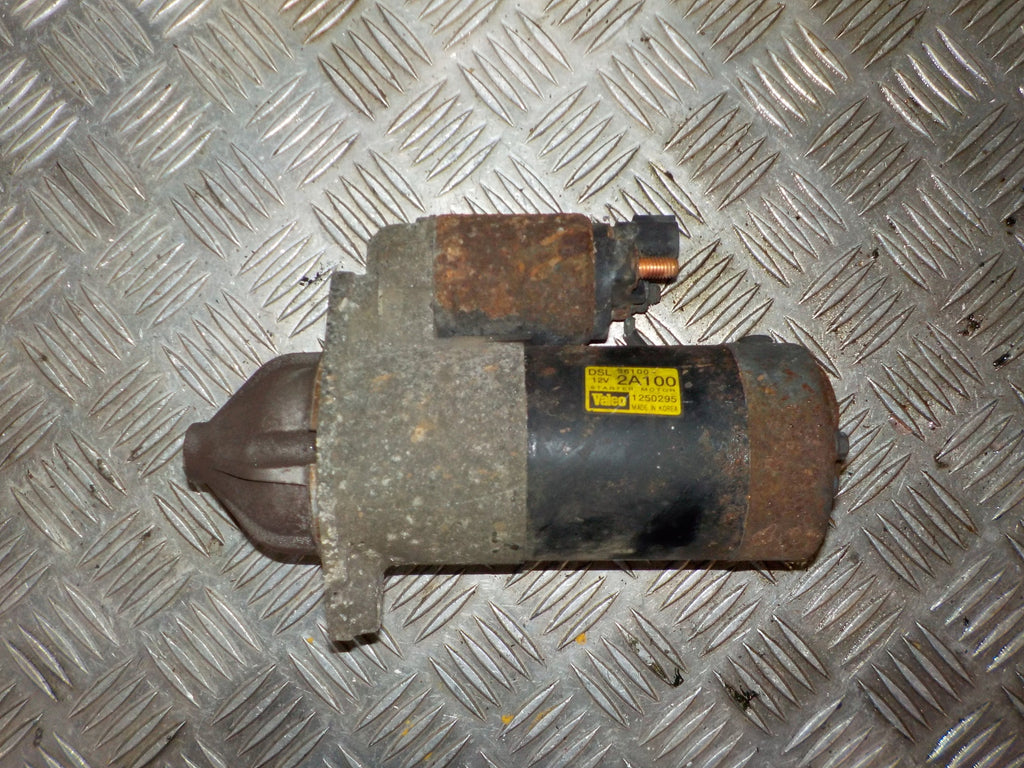 Hyundai I30 Km Starter Med OEM Nr. 361002A100 Fra Hyundai Ophugger