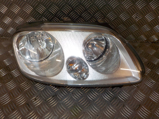 VW Caddy 2K Forlygte Med OEM Nr. 2K0941006B Fra VW Ophugger