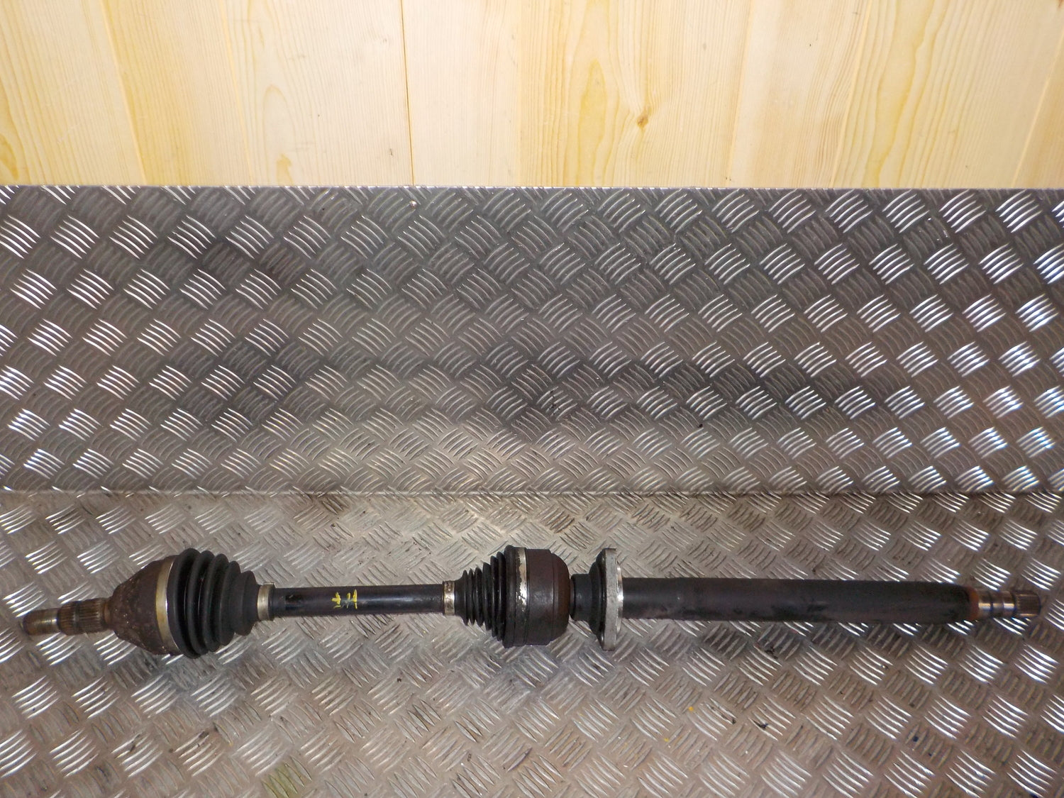 Opel Insignia A Trækaksel For H Med OEM Nr. 13219092 Fra Opel Ophugger