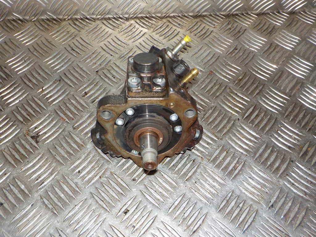Opel Insignia A Dieselpumpe Med OEM Nr. 0445010193 Fra Opel Ophugger