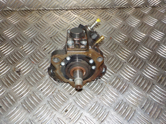 Opel Insignia A Dieselpumpe Med OEM Nr. 0445010193 Fra Opel Ophugger