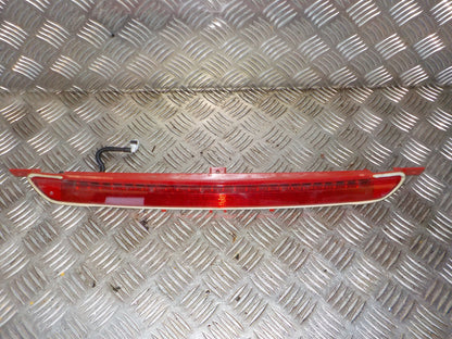 VW T‑Roc Bremselys Med OEM Nr. 5G6945087A Fra VW Ophugger