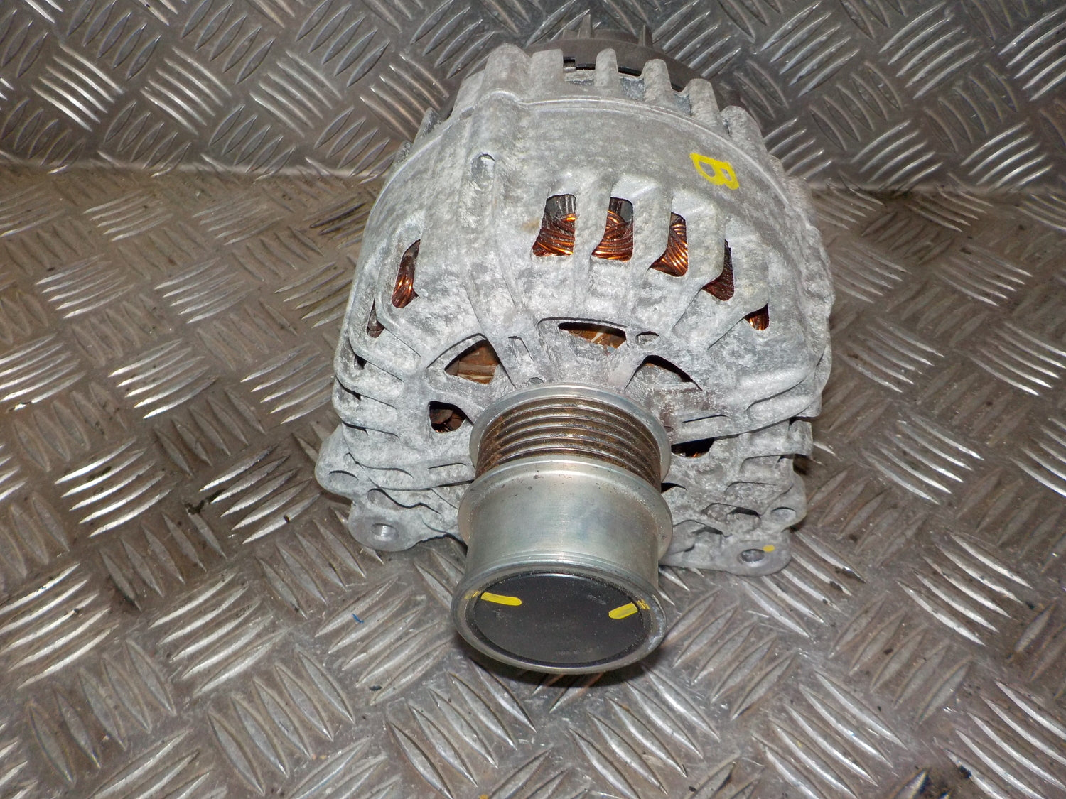 VW T-Roc Generator Med OEM Nr. 05E903026Q Fra VW Ophugger