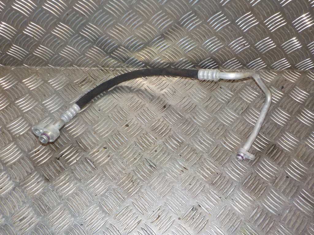 VW T-Roc Aircond. Rør/Slang/Ventiler Med OEM Nr. 5Q0816721AA Fra VW Ophugger