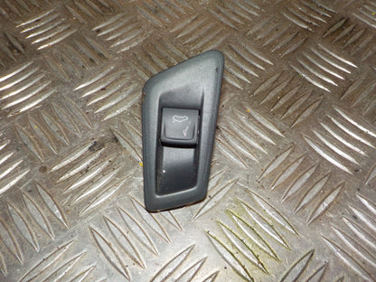 VW T‑Roc Kontakt Diverse Med OEM Nr. 3G0959831A Fra VW Ophugger