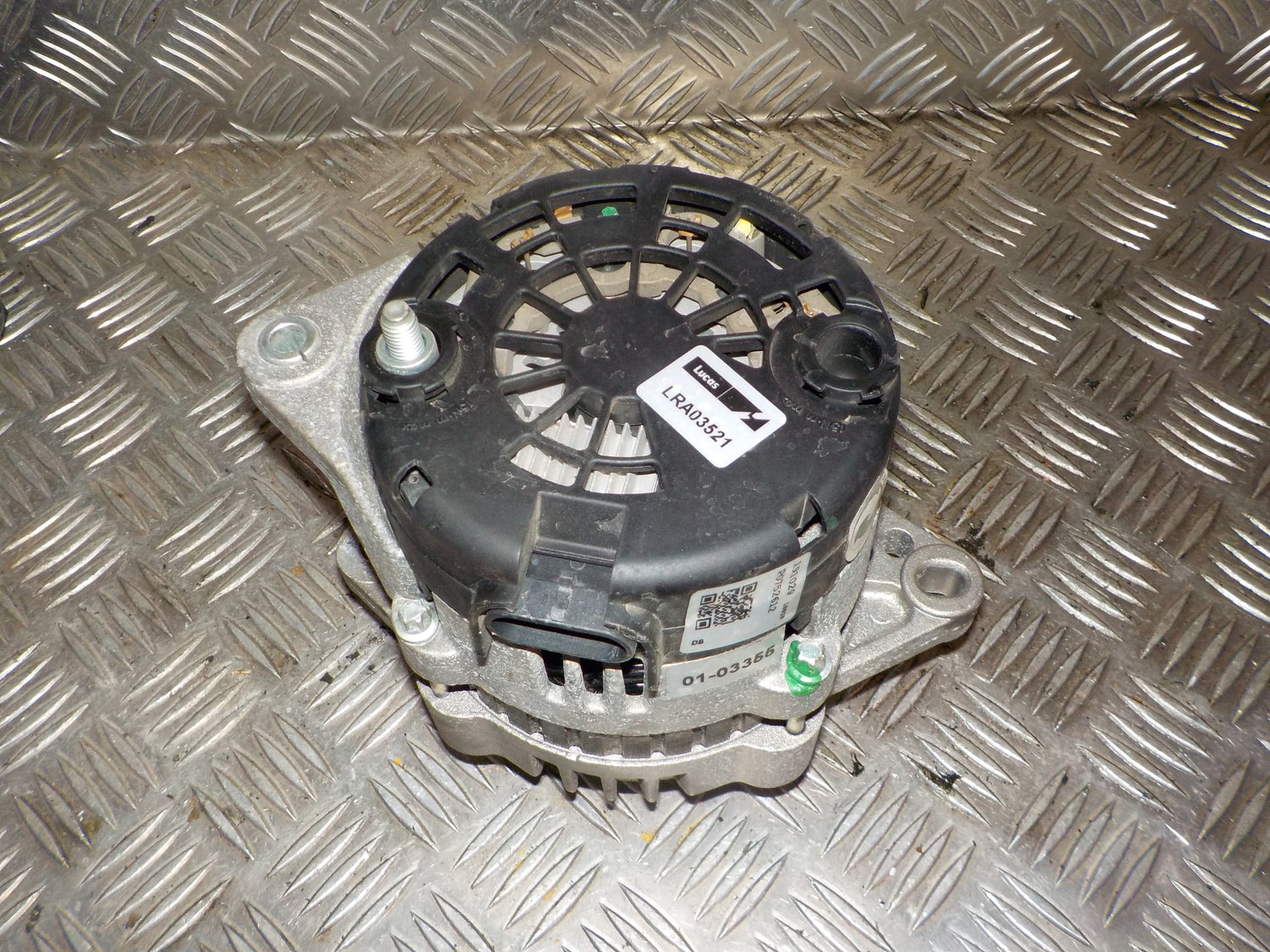 Chevrolet Nubira Generator Med OEM Nr. LRA03521 Fra Chevrolet Ophugger