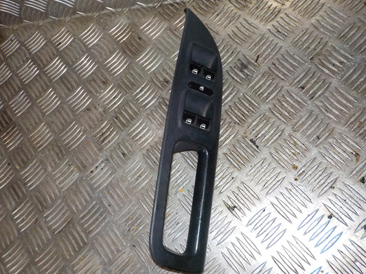 Skoda Octavia Kontakt Rudehejs Med OEM Nr. 1Z0959858B Fra Skoda Ophugger