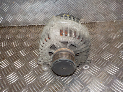 Skoda Octavia Generator Med OEM Nr. 06F903023C Fra Skoda Ophugger
