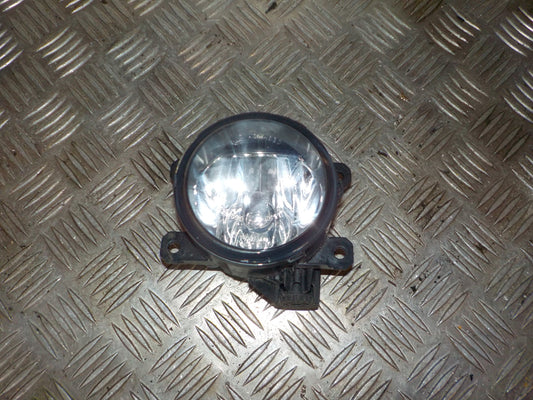 Peugeot Expert Tågelygte For Med OEM Nr. 9687410080 Fra Peugeot Ophugger