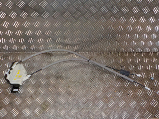 Peugeot Expert Dørlås Med OEM Nr. 9808416380 Fra Peugeot Ophugger