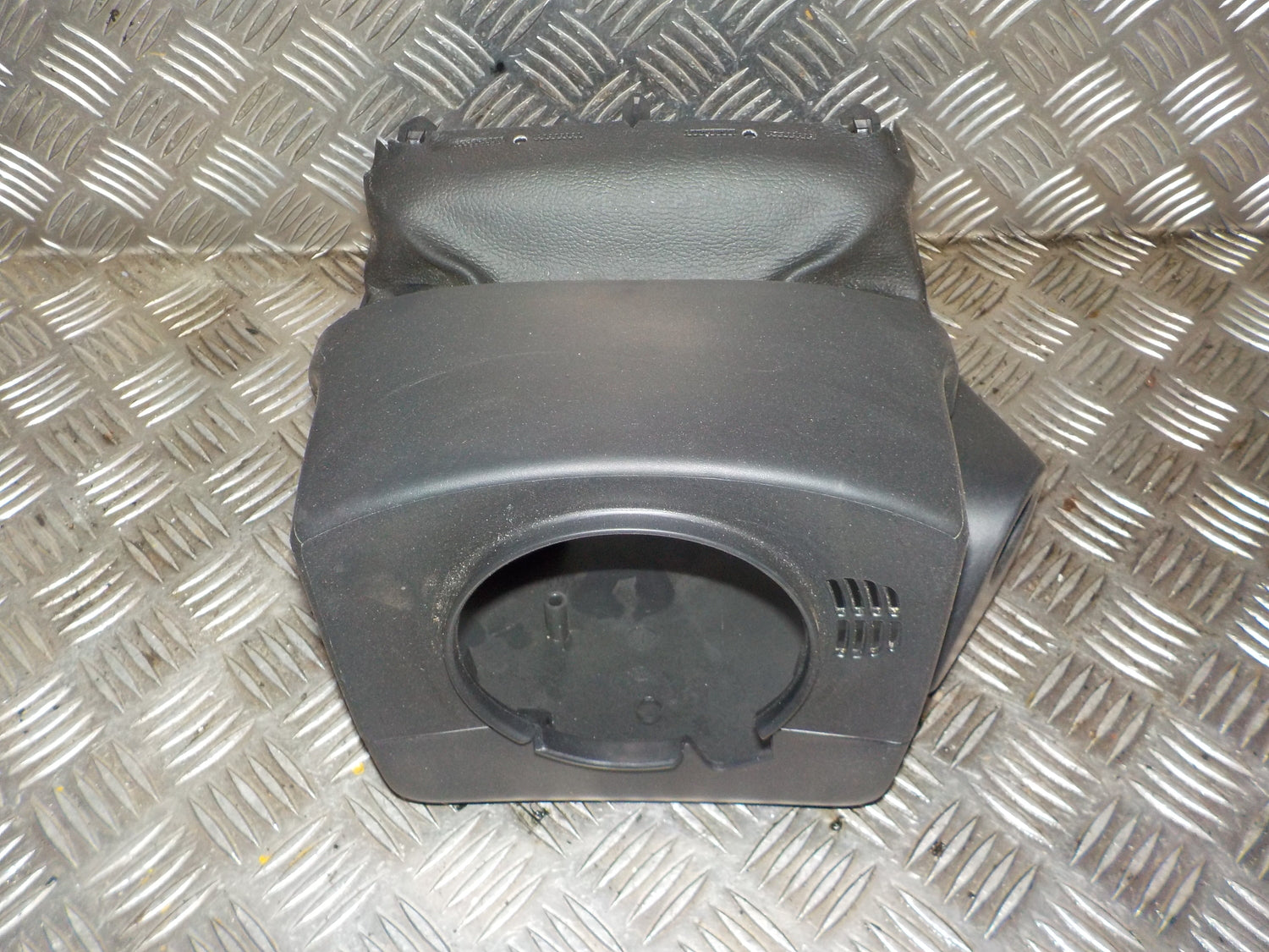 Peugeot Expert Ratafdækning Med OEM Nr. 9810969877 Fra Peugeot Ophugger