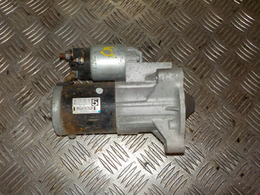Peugeot Expert Starter Med OEM Nr. 9827008580 Fra Peugeot Ophugger