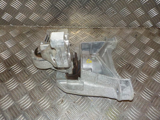 Peugeot Expert Motorophæng V Med OEM Nr. 9816339580 Fra Peugeot Ophugger