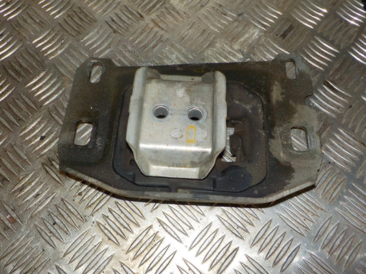 Peugeot Expert Gearkasseophæng Med OEM Nr. 9821257480 Fra Peugeot Ophugger
