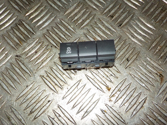 Peugeot Expert Kontakt Diverse Med OEM Nr. 98088542ZD Fra Peugeot Ophugger
