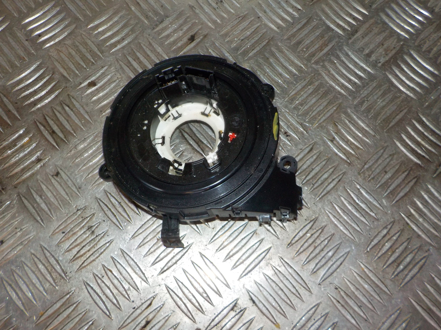 BMW 3-Serie E90/E91/E92/E Airbag Stelring Med OEM Nr. 912250904 Fra BMW Ophugger