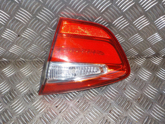 Kia Rio UB Baglygte Med OEM Nr. 924041W260	 Fra Kia Ophugger