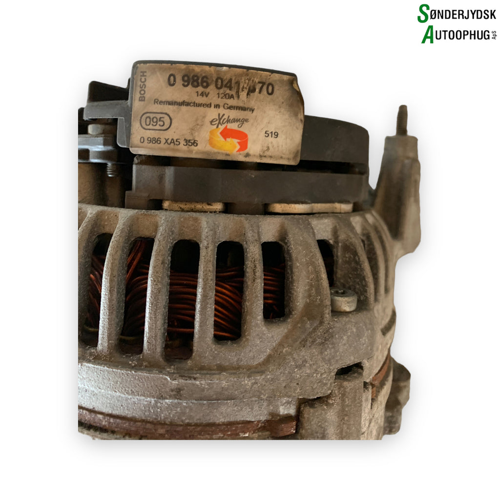 VW Passat 3B Generator Med OEM Nr. 038903018Q Fra VW Ophugger
