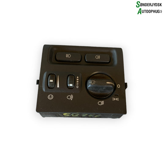 Volvo S40/V40 Kontakt Lys Med OEM Nr. 30613945 Fra Volvo Ophugger