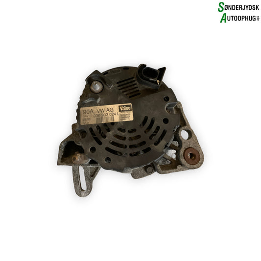 VW Golf 5 1K Generator Med OEM Nr. 036903024L Fra VW Ophugger