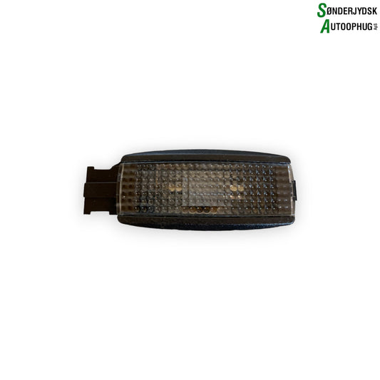 VW Polo 6C Loftslys Med OEM Nr. 3B0947113 Fra VW Ophugger