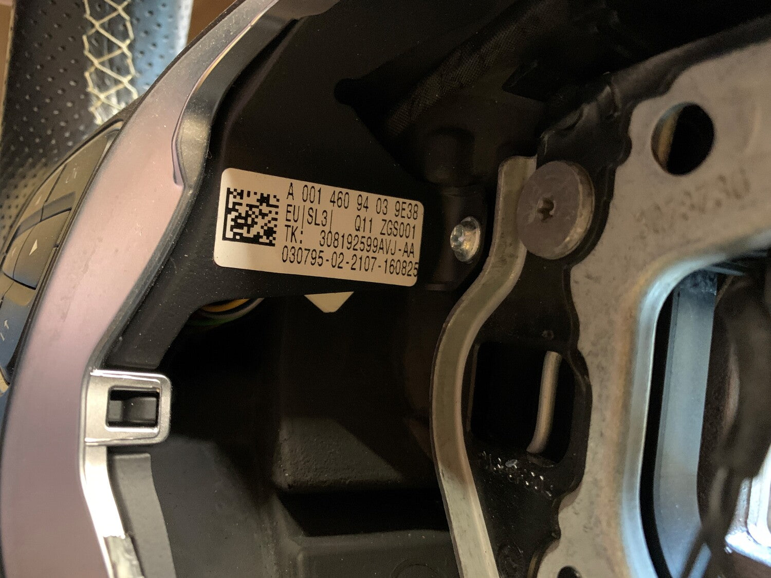 Mercedes-Benz Mercedes A W176 Rat Med OEM Nr. LÆDER Fra Mercedes-Benz Ophugger