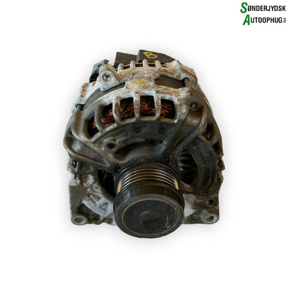 Mercedes-Benz Mercedes A W176 Generator Med OEM Nr. 0986082163 Fra Mercedes-Benz Ophugger