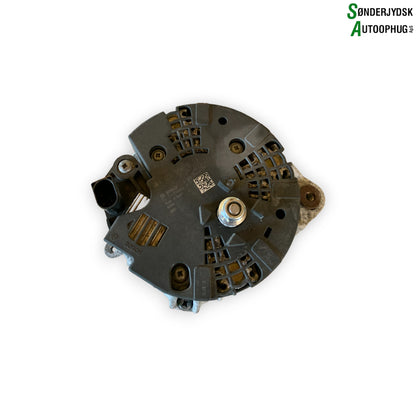Mercedes-Benz Mercedes A W176 Generator Med OEM Nr. 0986082163 Fra Mercedes-Benz Ophugger