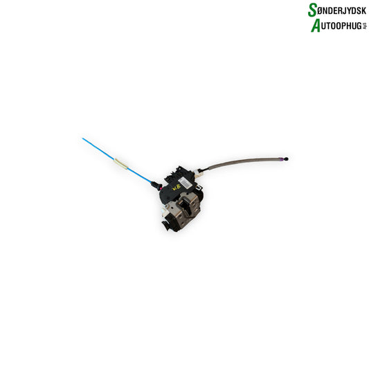 Mercedes-Benz A-W176 Dørlås Med OEM Nr. 2047392735 Fra Mercedes-Benz Ophugger