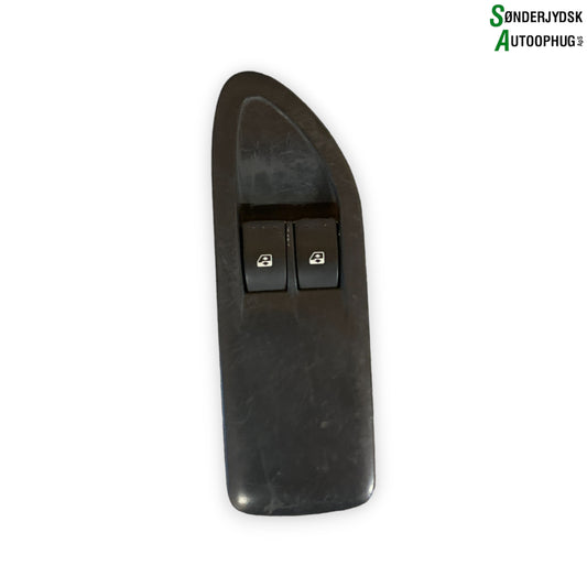 Renault Laguna 2 Kontakt Rudehejs Med OEM Nr. 8200018991 Fra Renault Ophugger