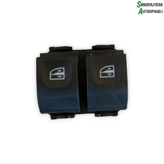 Renault Clio 4 Kontakt Rudehejs Med OEM Nr. 254118044R Fra Renault Ophugger